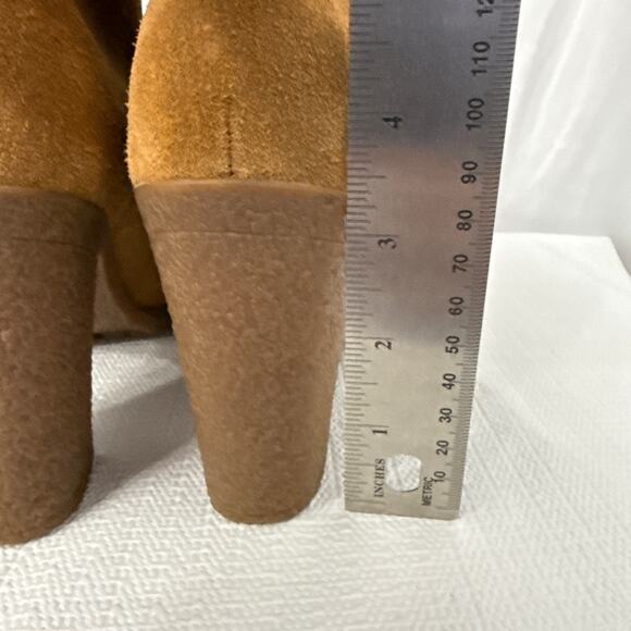 Timberland Brown Ankle Boots - Picture 4 of 10